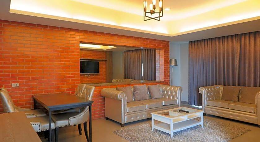 V20 Boutique Jacuzzi Hotel