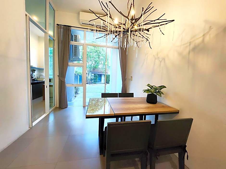 The Midst@ Royal hills Nakornayok