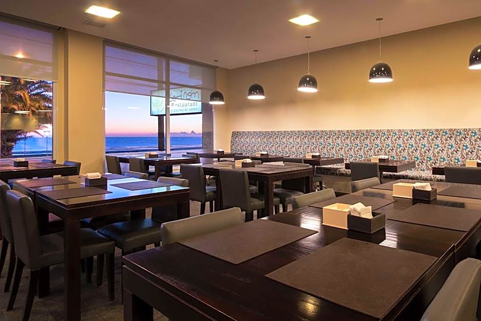 Dazzler by Wyndham Puerto Madryn