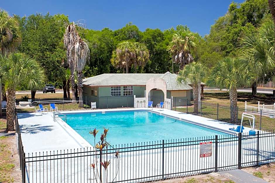 Knights Inn Plant City – Plant City, FL