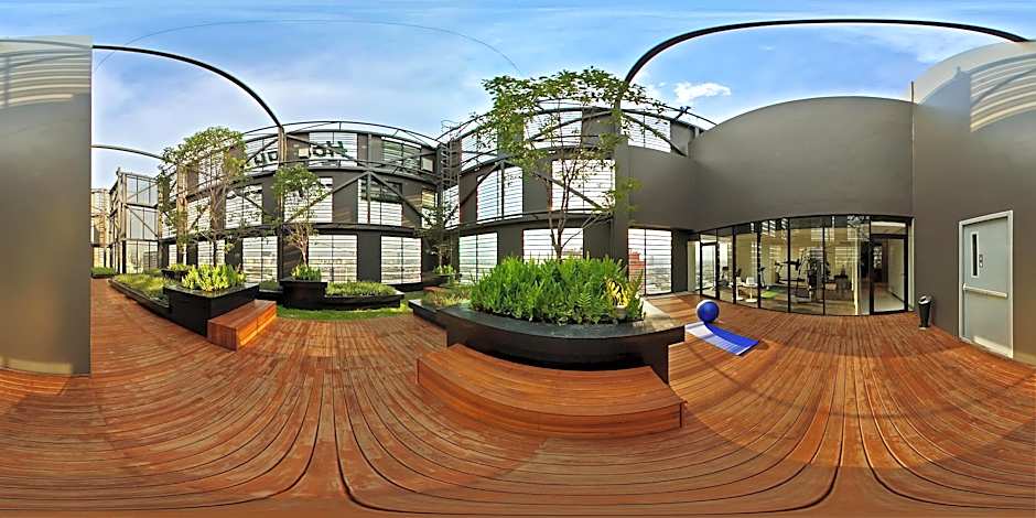 Holiday Inn Express Bangkok Siam By IHG