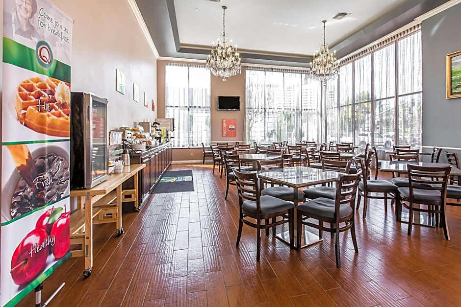 Quality Inn & Suites Bell Gardens-Los Angeles