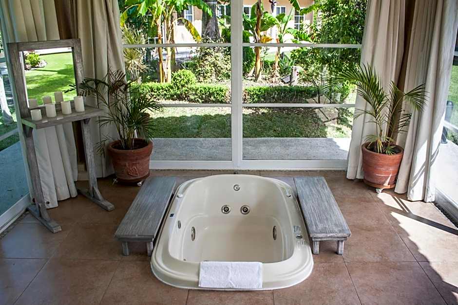 Hotel Esmeralda