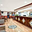 Howard Johnson by Wyndham Ft. Myers FL