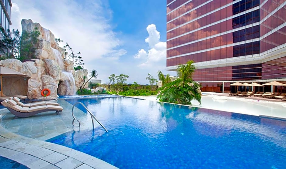 The Trans Luxury Hotel