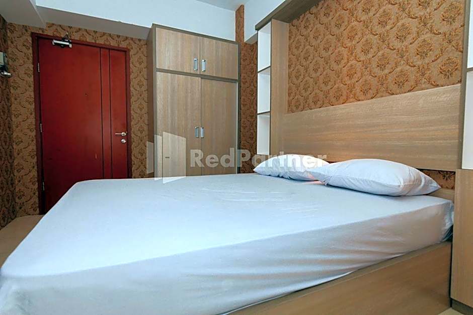 RedLiving Apartemen Green Lake View Ciputat Syafa Property Tower E