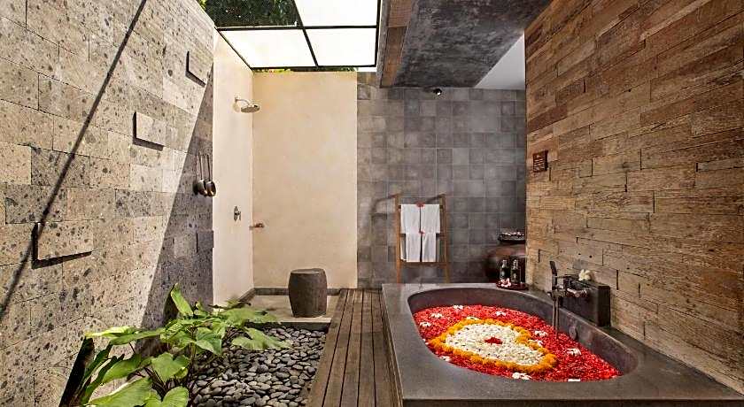 Villa Kayu Lama