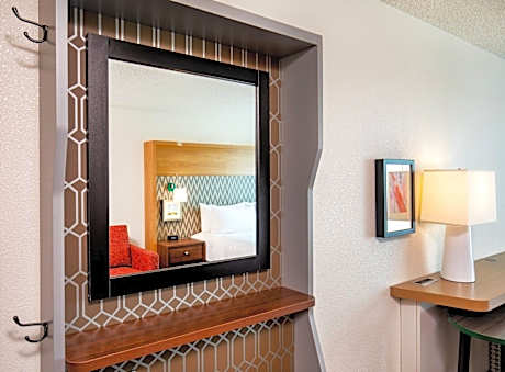 1 King Bed Premium