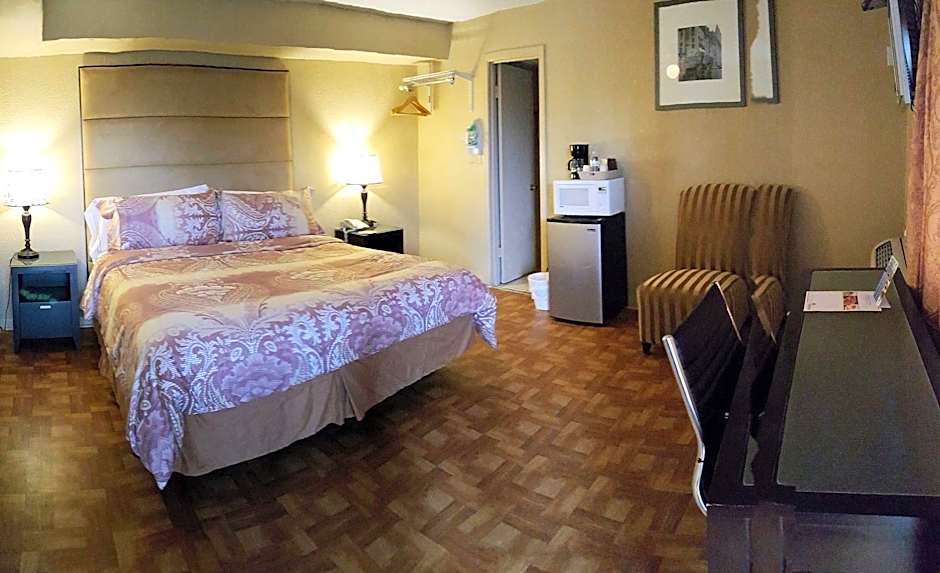OYO Hotel Houston, TX near Medical Center NRG Stadium