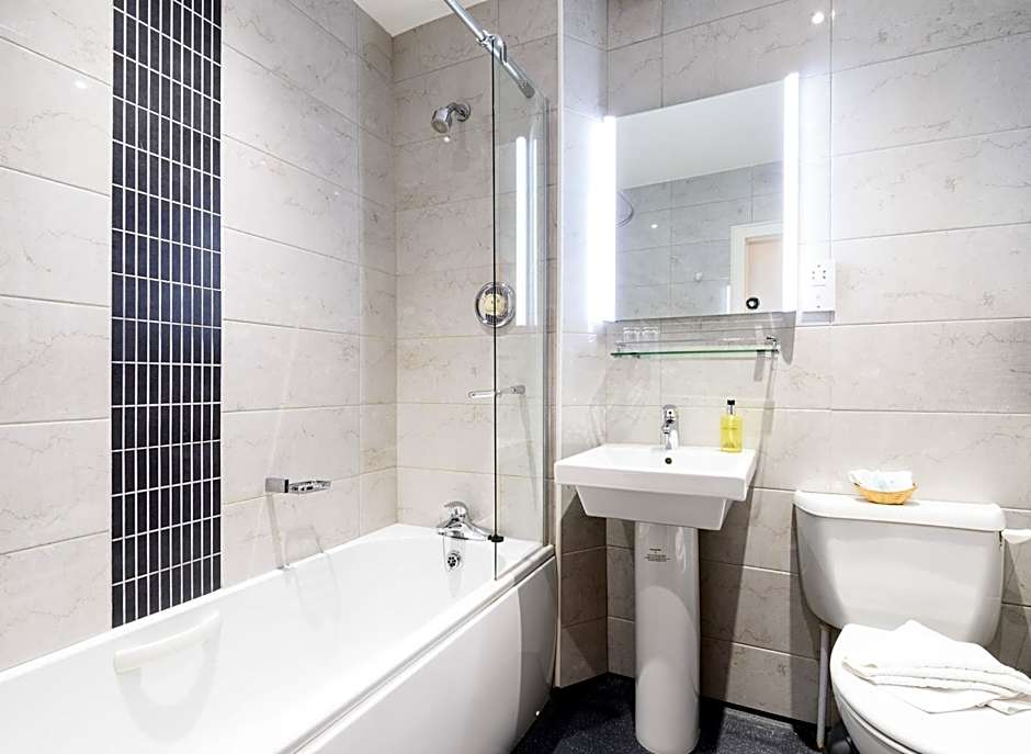 Sunbank House Metro Hotel