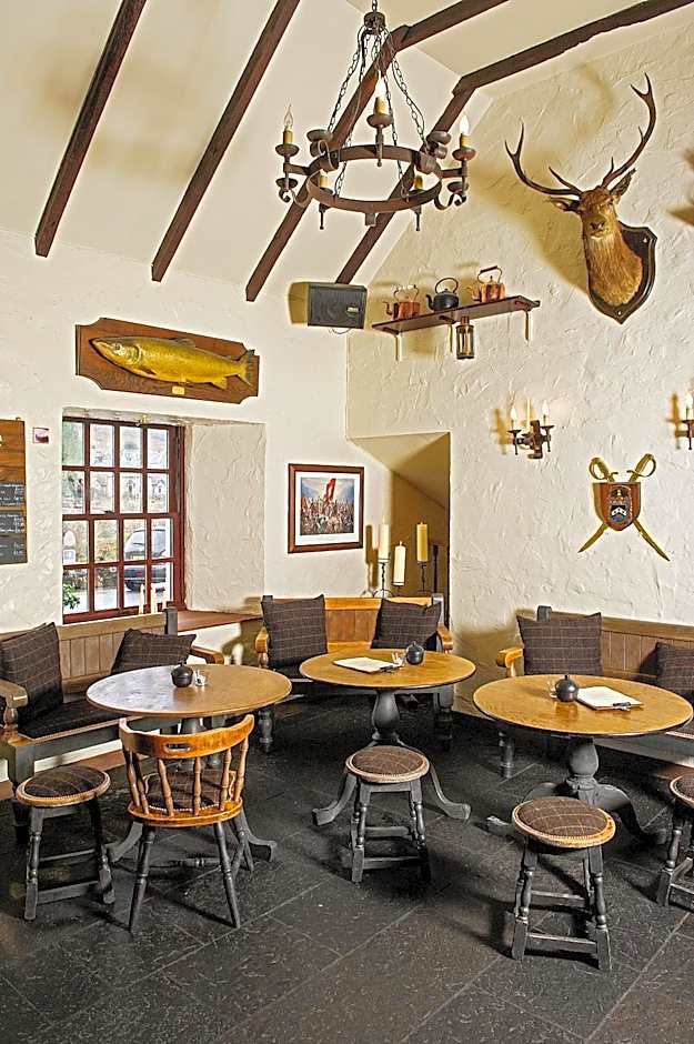 The Falls Of Dochart Inn