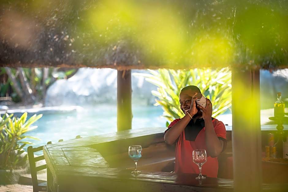 Shiduli Safari Lodge