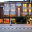 Capital O 1068 Grand Mirah Boutique Hotel