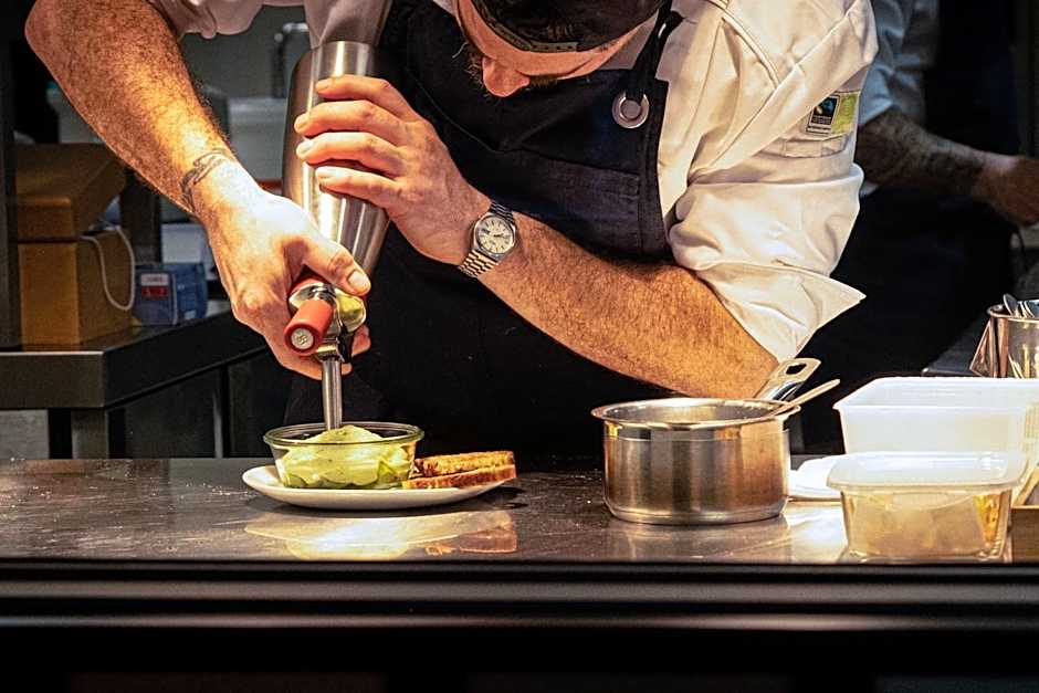 FirstName Bordeaux by Hyatt