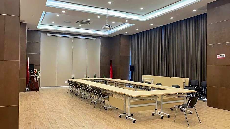 JI Hotel Zhenjiang Railway Station