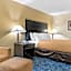 Quality Inn & Suites Banquet Center