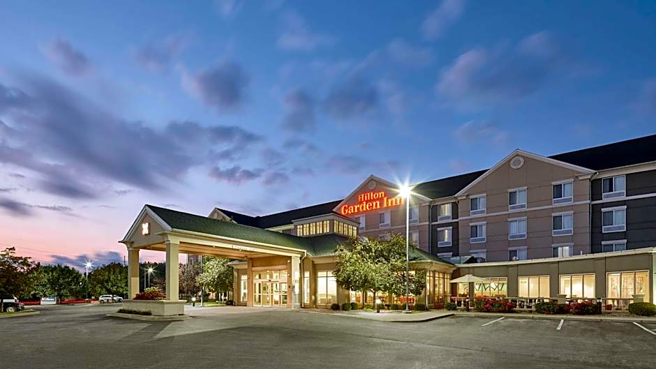 Photo 1 of 50 of Hilton Garden Inn Merrillville