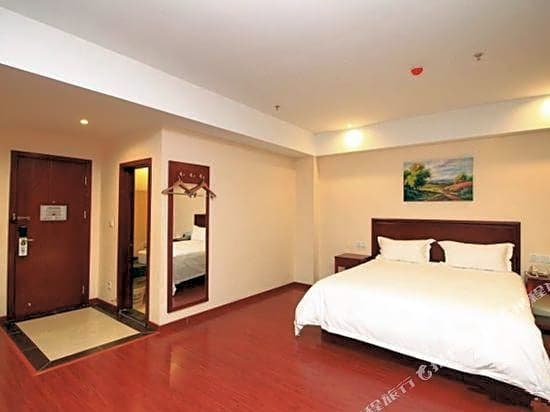 GreenTree Inn RiZhao JuXian YinXing Avenue Middle Road Business Hotel