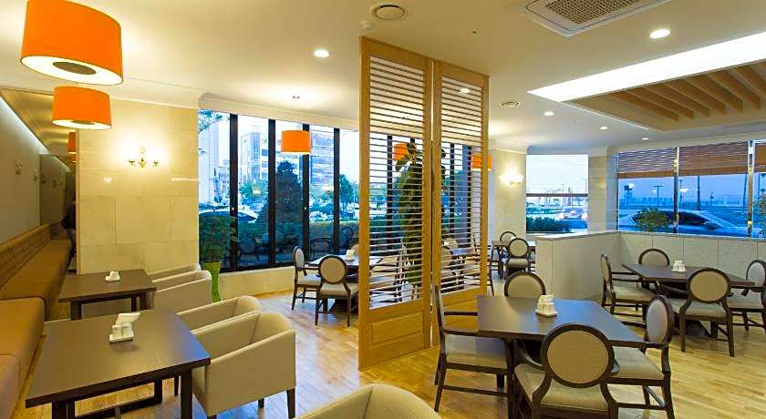 Fontana Beach Hotel