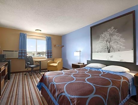 2 Double Beds Smoking