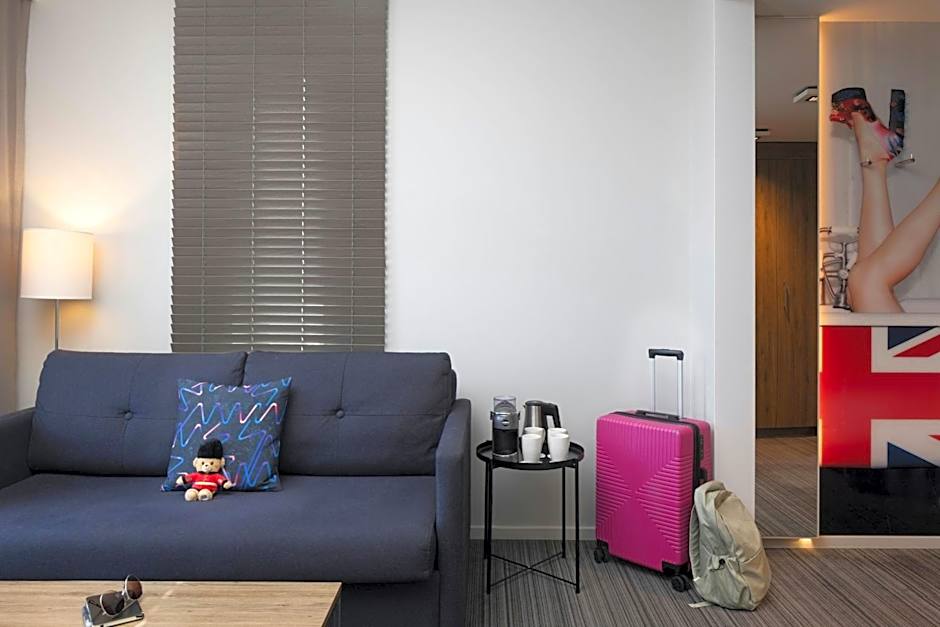 Moxy by Marriott London Excel