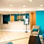 Rancho San Diego Inn & Suites