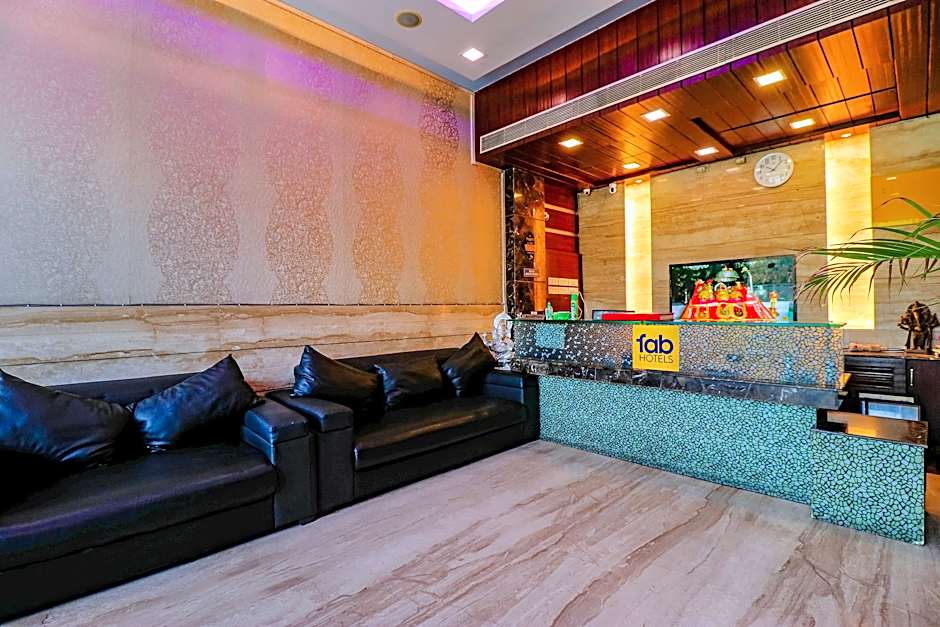 FabHotel Admire Suites