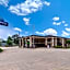 Mockingbird Inn & Suites