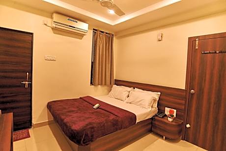 Double Bed Air Conditioning Room