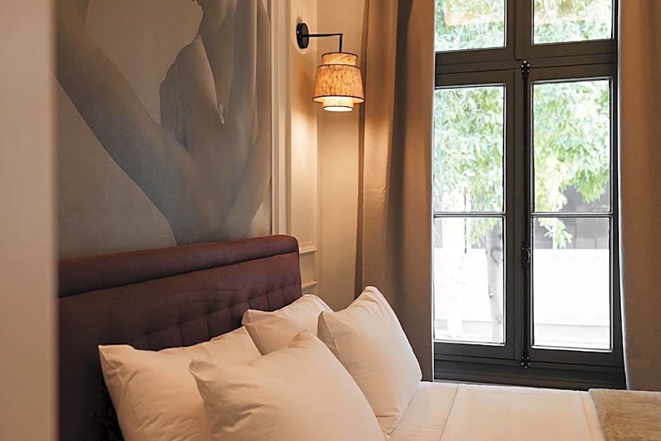 Airy Athens Suites