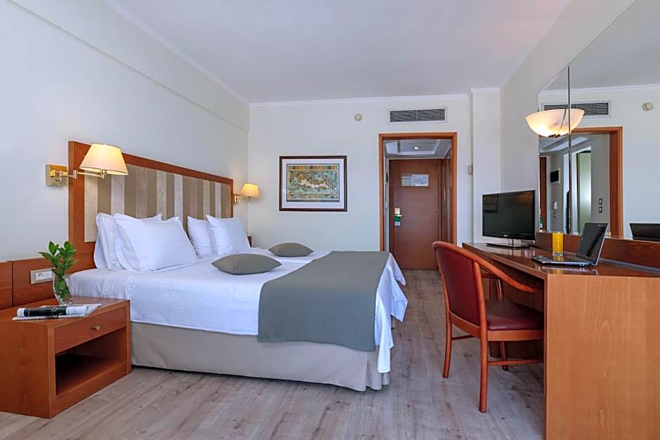 Best Western Plus Hotel Plaza