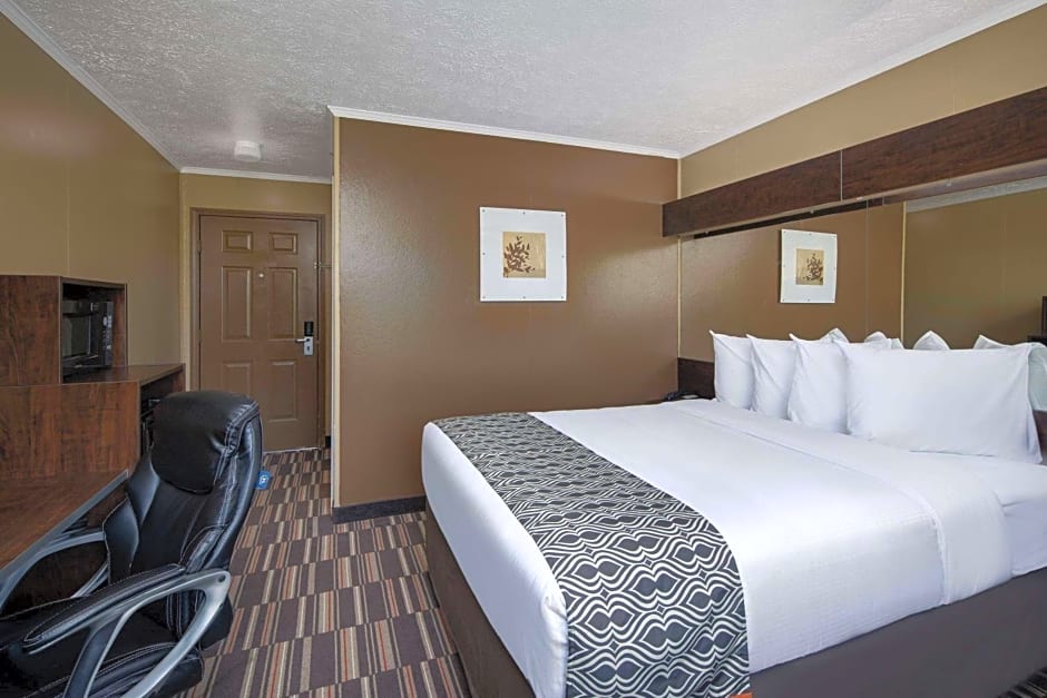 Microtel Inn & Suites by Wyndham Columbia Two Notch Rd Area