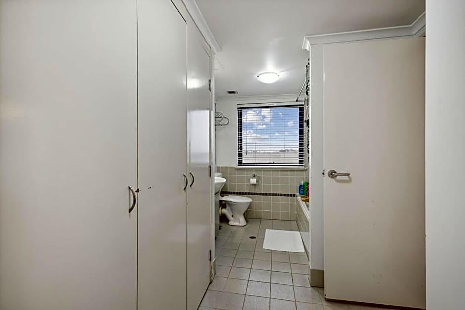 Luxurious City Apartment