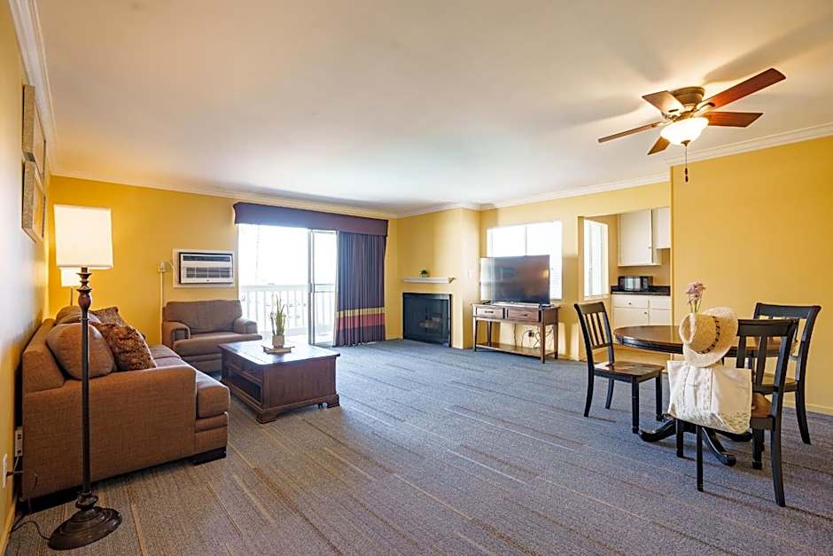 Dana Point Marina Inn
