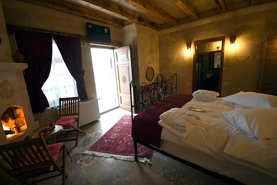 Lavinia Cappadocia Cave