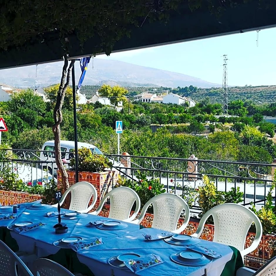 Hostal y Apartamento Rural Los Naranjos