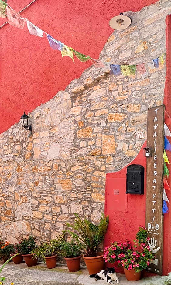 Tana Libera Tutti 1 Nature, Yourself, Love