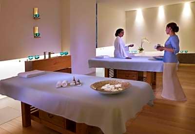 Dusit Thani Abu Dhabi Hotel