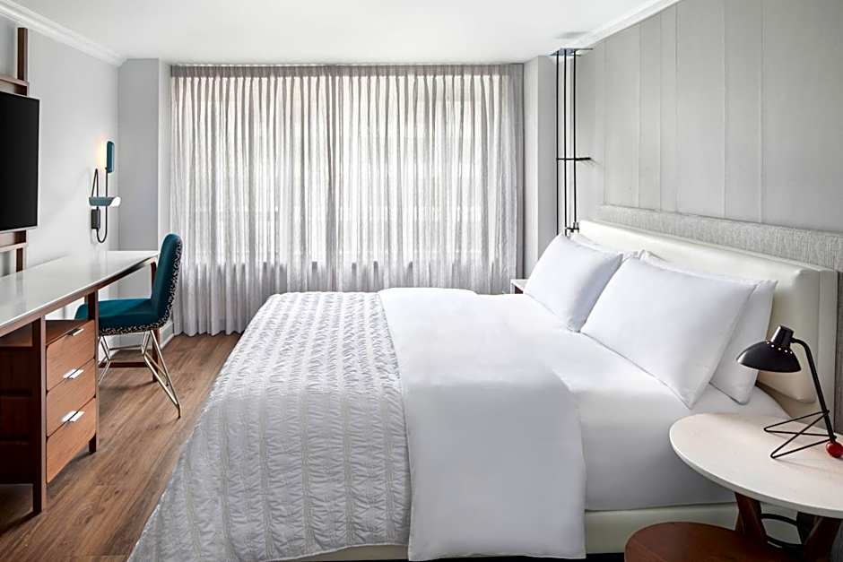 Le Meridien Washington, D.C., The Madison