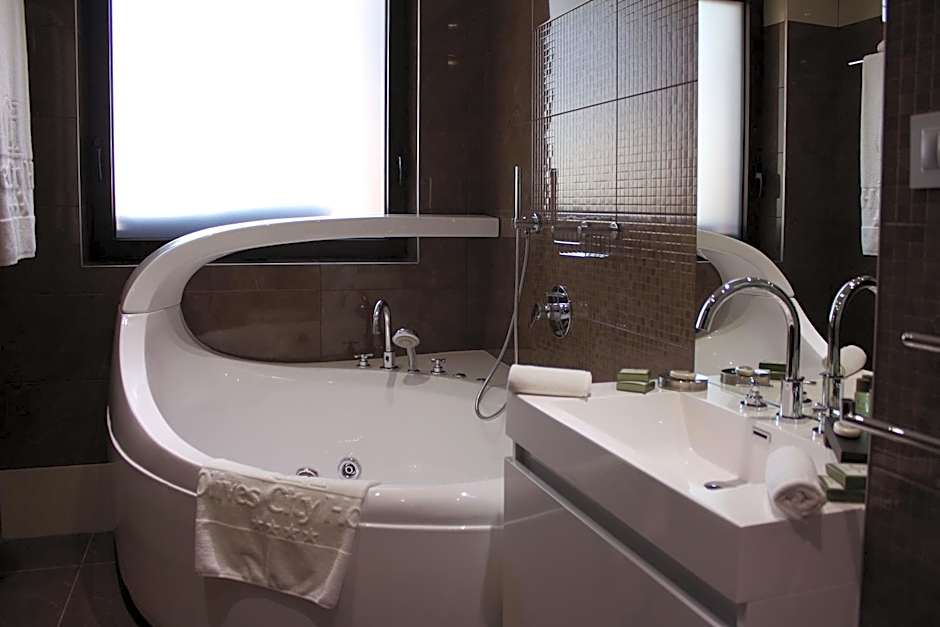 Best Western Plus Olives City Hotel