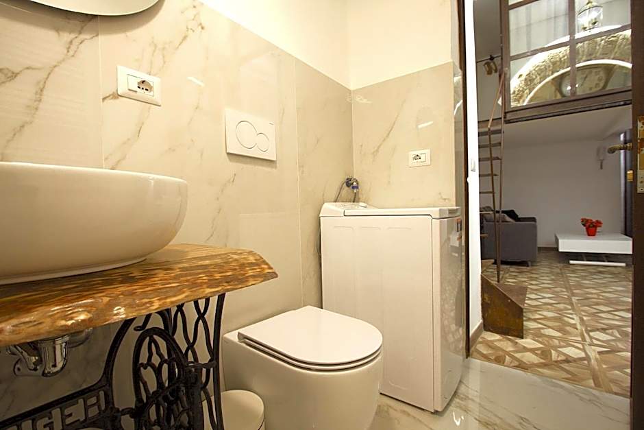 Monti Holiday House