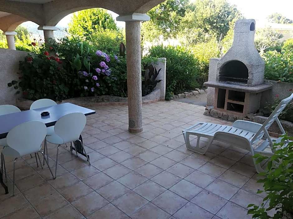 Residence Marina Di A Testa