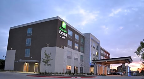 Holiday Inn Express & Suites McKinney - Frisco East By IHG