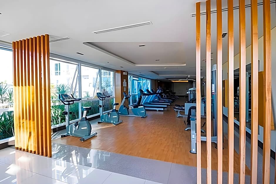 CSuites at 8 Newtown Mactan Cebu