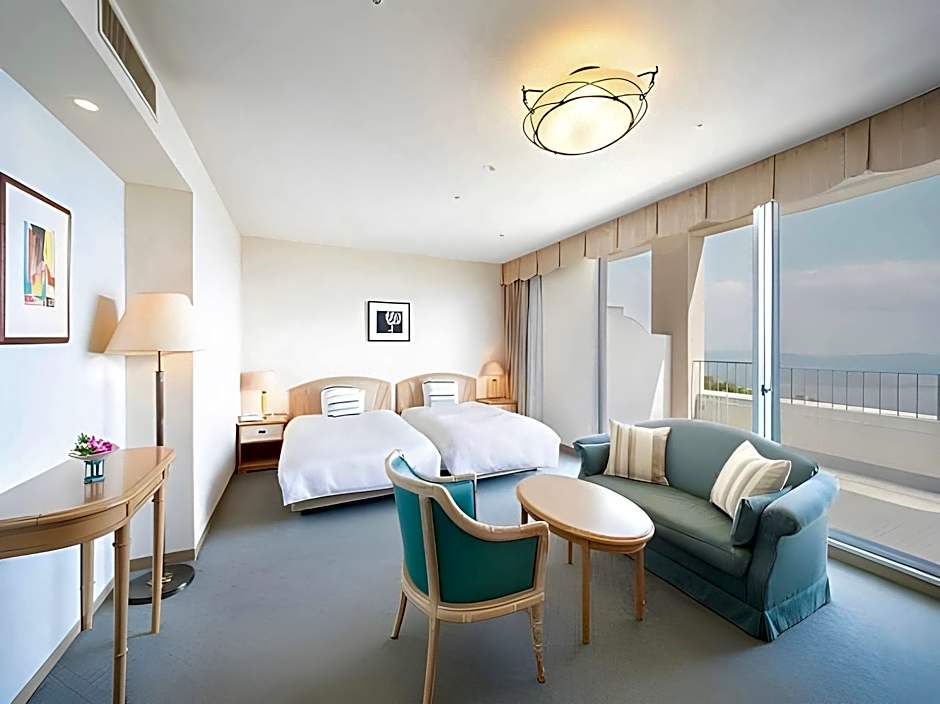 Yumihari No Oka Hotel