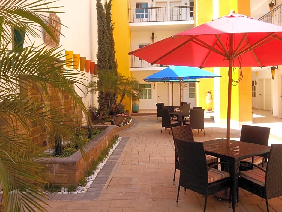 Happy Express Hotel