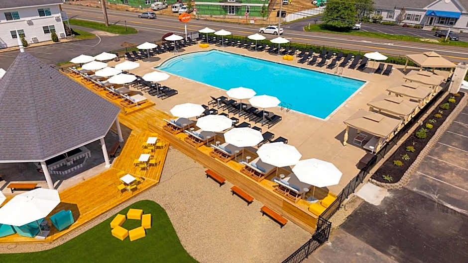 Ogunquit Hotel and Suites