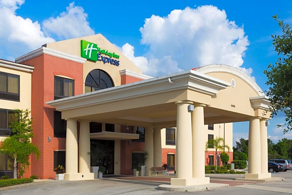 Holiday Inn Express & Suites Sebring, an IHG Hotel