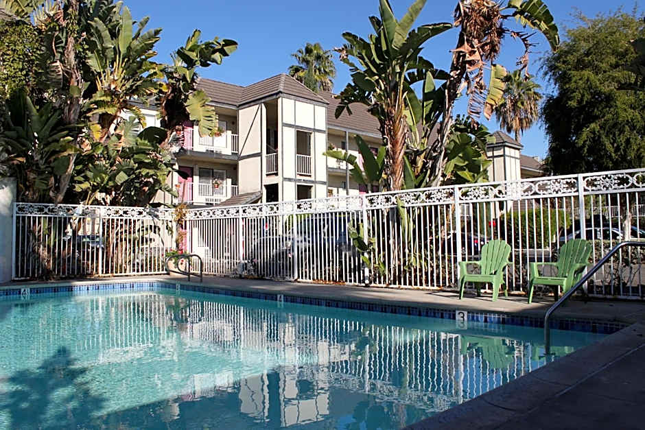 Alamo Inn and Suites - Convention Center