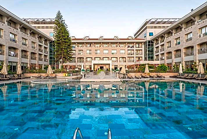 Fame Residence Kemer & Spa